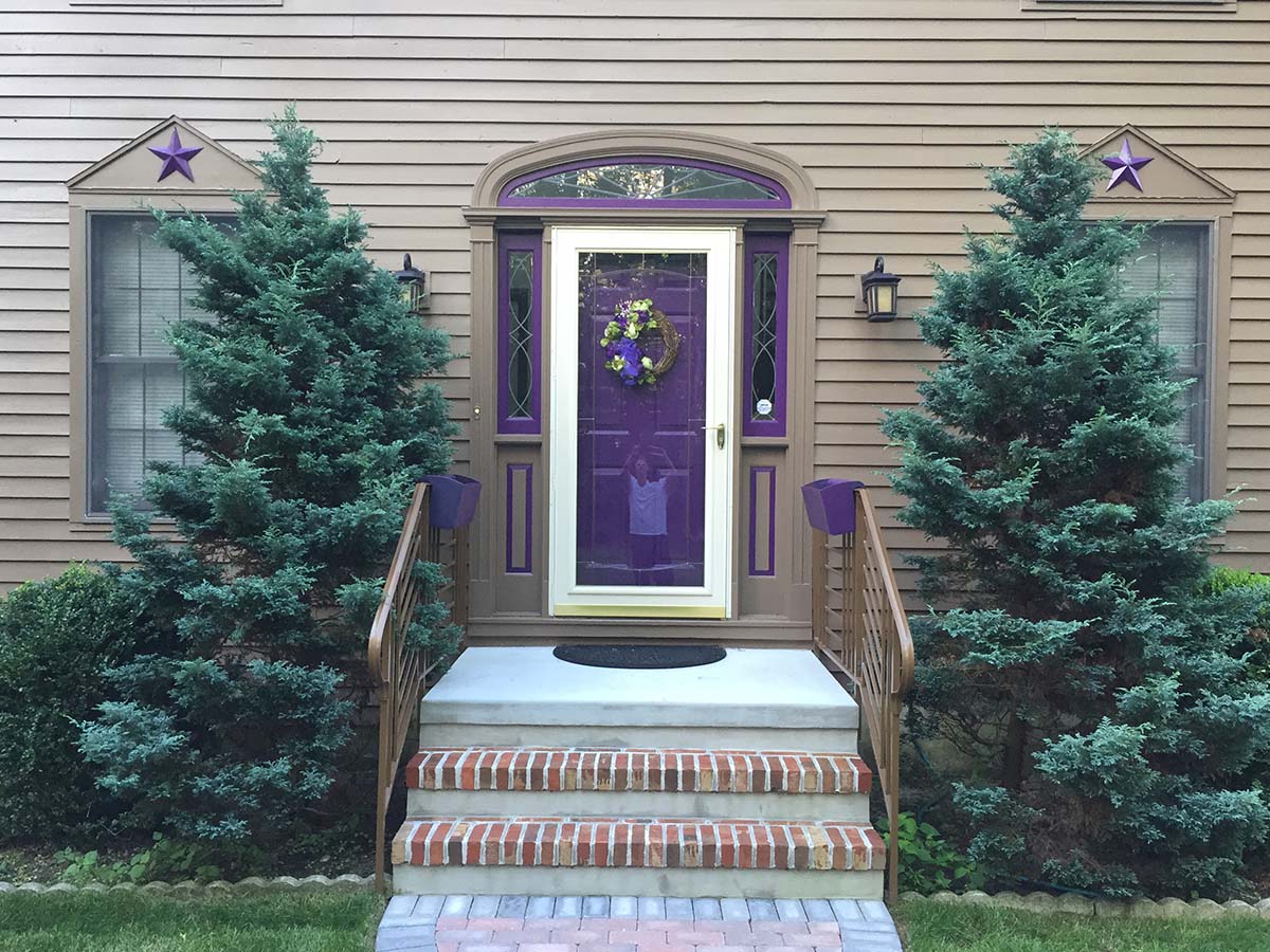 house with purple door